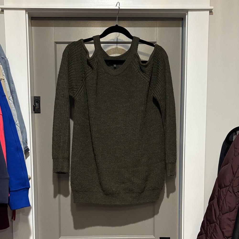 Sanctuary Off-the-Shoulder Sweater in Olive